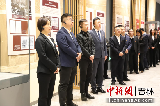 �c��(hu��)�ˆT�^չ�� �O��/�z