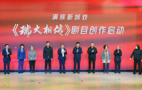 �������������Ŀ��(chu��ng)������(d��ng)������/�z