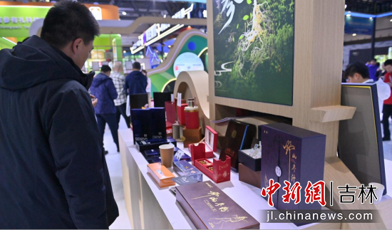 ������(hu��)�����ˁ��Ԗ|�����������n�����ɹŇ���7��(g��)���Hչ�F(tu��n)��41�Ҹ۰��_(t��i)�S��I(y��)���c������/�z