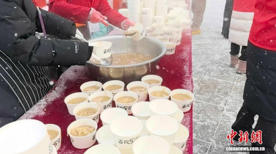 �����i�硱���(d��ng)�У������ˆT����ʢ���i�Z������ʯ���� �z